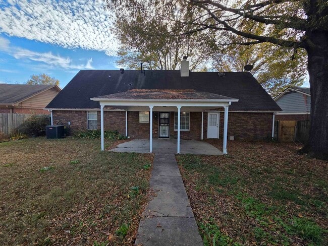 7780 Mesa Dr in Memphis, TN - Building Photo - Building Photo
