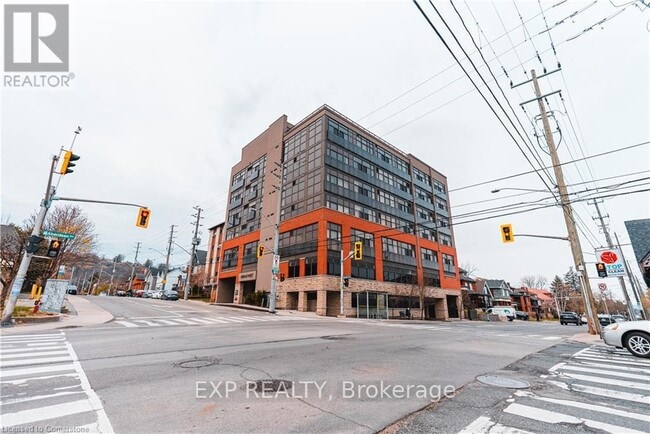 property at 427-427 Aberdeen Ave
