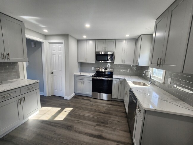 11 Regina Rd in Randolph, MA - Building Photo - Building Photo