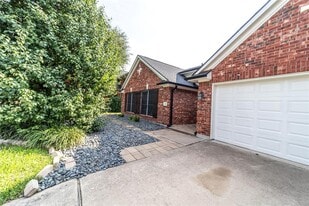 8917 Joachim Ln in Austin, TX - Building Photo