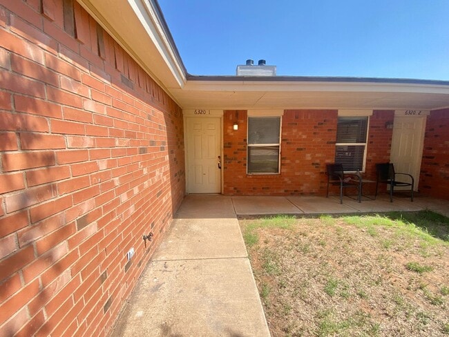 6320 7th St in Lubbock, TX - Building Photo - Building Photo