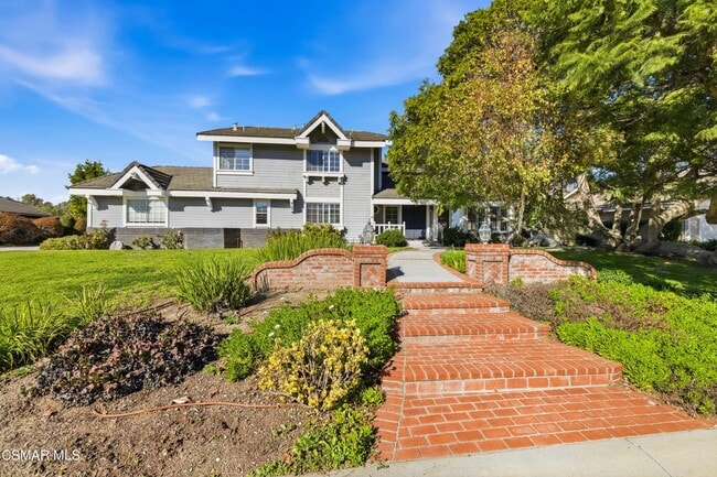 property at 6945 Via Alba