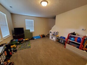 1744 Cold Springs Dr in Pendleton, IN - Building Photo - Building Photo