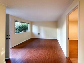 523 Madison St in Everett, WA - Building Photo - Building Photo