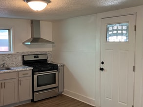 1130 Blair Ave in Scranton, PA - Foto de edificio - Building Photo