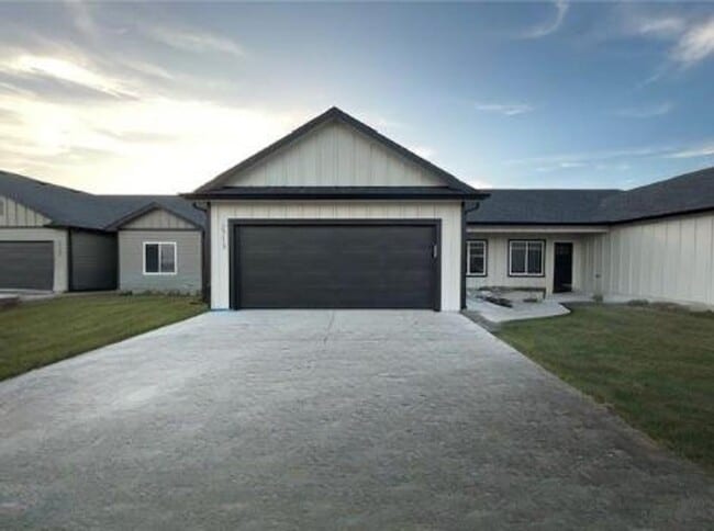 property at 9376-9378 E Wassall St