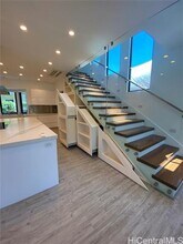 3238 Pawaina St in Honolulu, HI - Building Photo - Building Photo