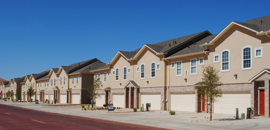 2012 Main Street @ Overton Park in Lubbock, TX - Building Photo