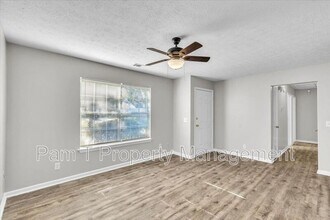 235 Bordeaux Ln in Savannah, GA - Building Photo - Building Photo