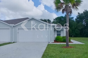 9143 Aegean Cir in Lehigh Acres, FL - Building Photo