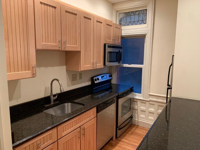 190 Commonwealth Ave in Boston, MA - Building Photo - Building Photo