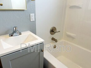 2075 Patton Dr in Reno, NV - Building Photo - Building Photo