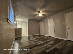 124 Candlelight Ln in Livingston, TX - Building Photo - Building Photo