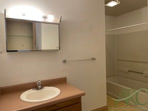 411 W 11th St in Pueblo, CO - Building Photo - Building Photo