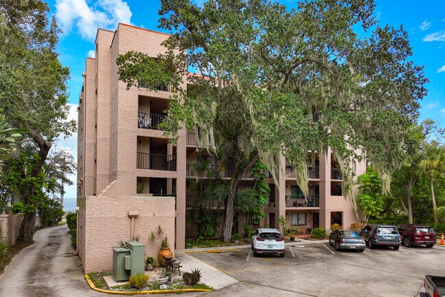 Casa Del Rio in Titusville, FL - Building Photo - Building Photo