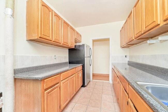 property at 501 W 135th St