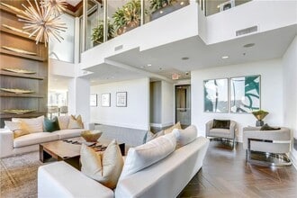 855 Peachtree St NE in Atlanta, GA - Foto de edificio - Building Photo