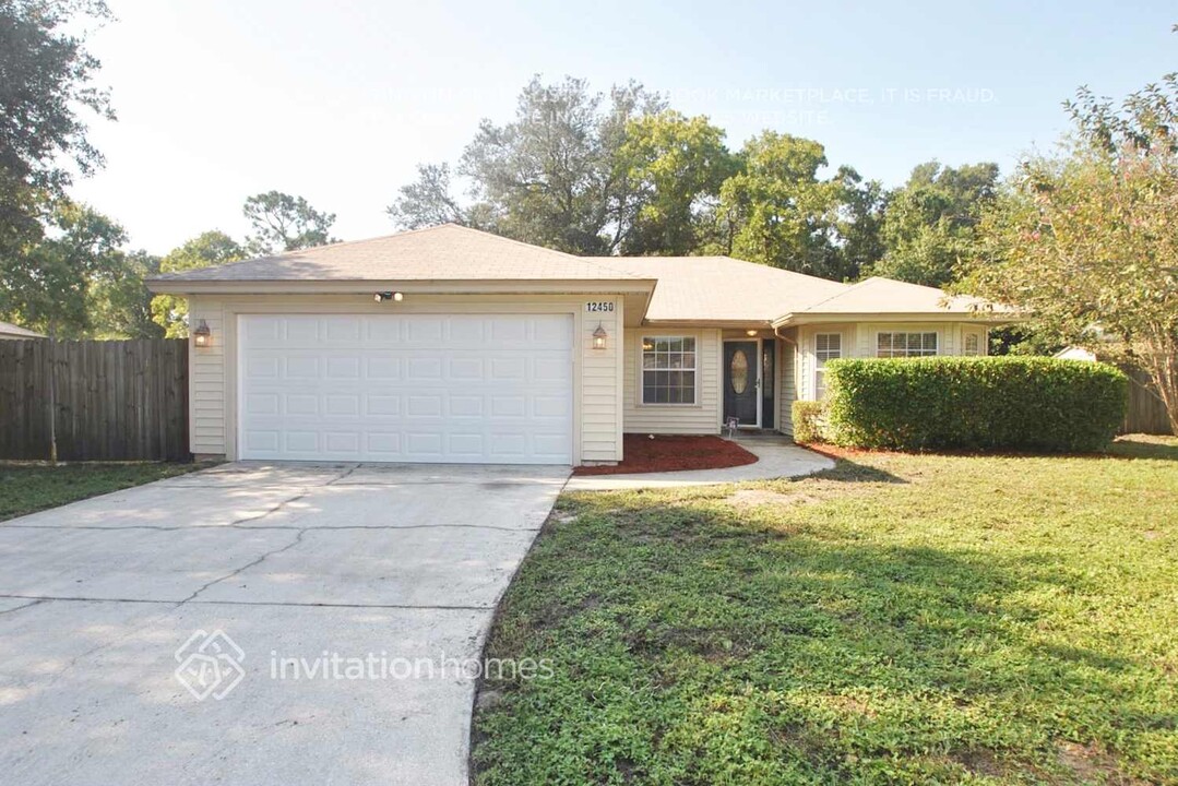 12450 Rochford Ln in Jacksonville, FL - Building Photo