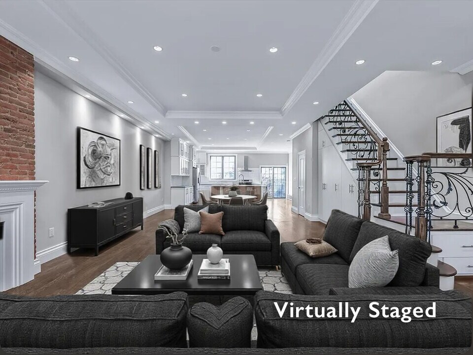 1130 Hancock St in Brooklyn, NY - Building Photo