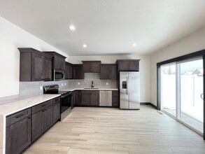 244 E Lobo Lp in Hayden, ID - Building Photo - Building Photo