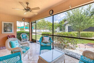 11651 Pointe Cir in Ft. Myers, FL - Building Photo - Building Photo