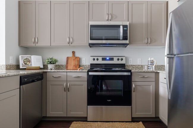 NHH Ennis in Houston, TX - Building Photo - Building Photo