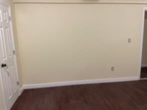 441 Sunrise Hwy North Service Rd in East Patchogue, NY - Foto de edificio - Building Photo