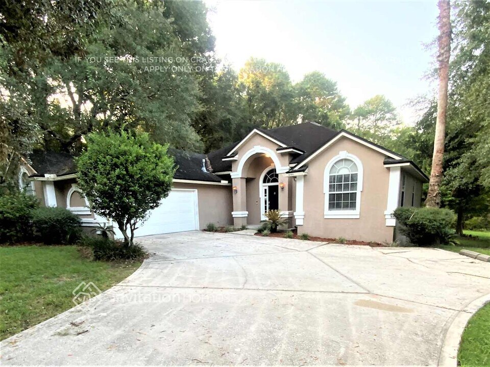 3795 Creek Hollow Ln in Middleburg, FL - Building Photo