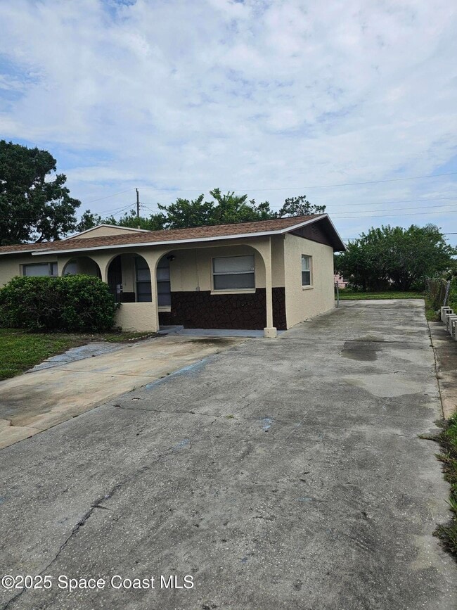 3876 Short St in Cocoa, FL - Building Photo - Building Photo