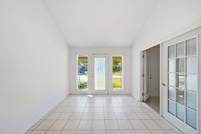 16957 Glen Eagle Dr N in Conroe, TX - Building Photo - Building Photo