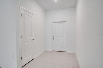 212 27th St SE in Ruskin, FL - Building Photo - Building Photo