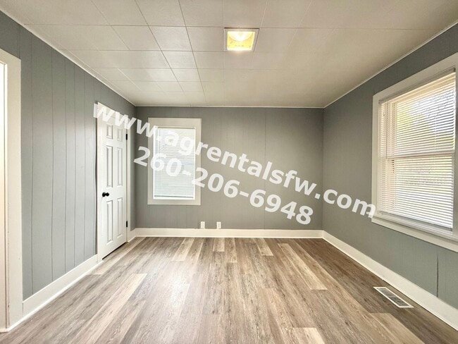 4320 Avondale Dr in Fort Wayne, IN - Building Photo - Building Photo