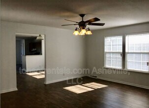 89 Fickley Dr in Hendersonville, NC - Building Photo - Building Photo