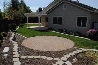 1630 Begonia Ct in Rocklin, CA - Building Photo - Building Photo