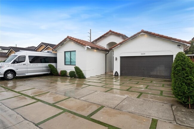 3634 SW 156th Ct in Miami, FL - Building Photo - Building Photo