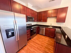 221 Delmont St, Unit 239 in Chattanooga, TN - Building Photo