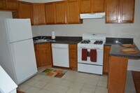 1705 E Lanvale St photo'