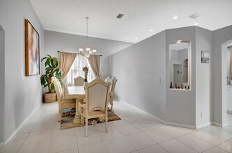 6506 La Gorce Ln in Greenacres, FL - Building Photo - Building Photo