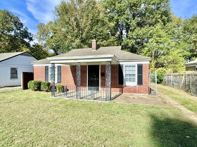 2736 Dunn Ave in Memphis, TN - Building Photo - Building Photo