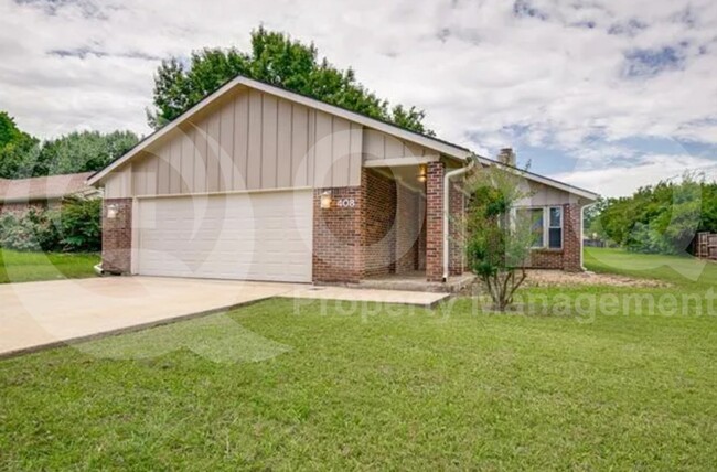 property at 408 Scenic Dr