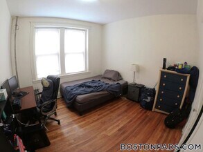 1450 Commonwealth Ave in Boston, MA - Building Photo - Building Photo