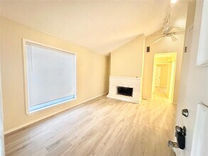 4302 Scottsdale Rd in Austin, TX - Building Photo - Building Photo