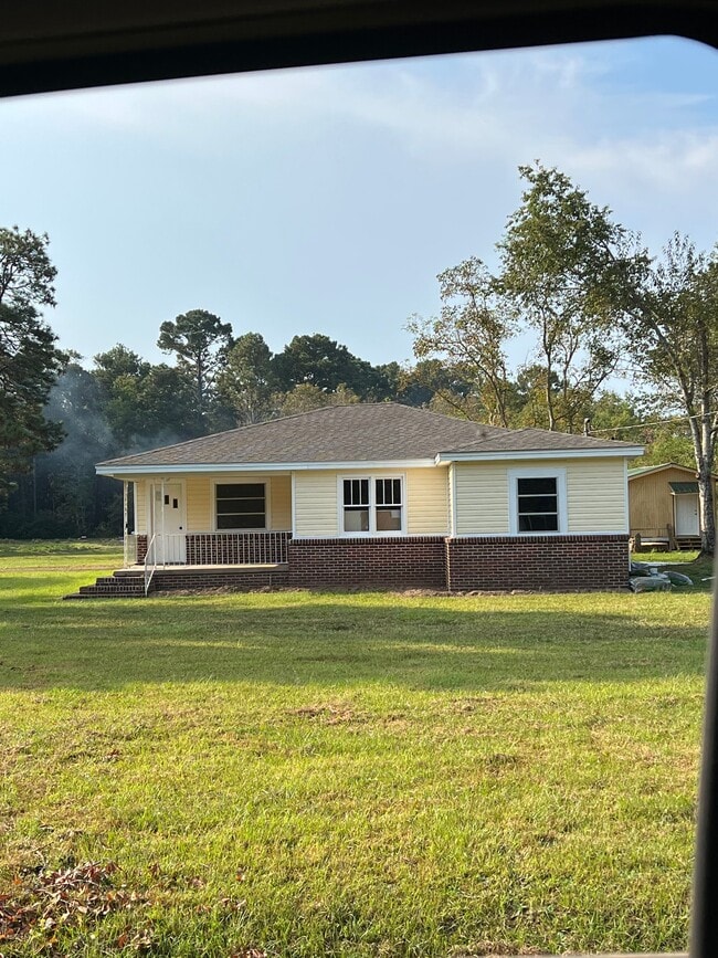 property at 1885 Staples Rd