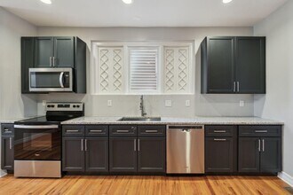 1229 S High St in Columbus, OH - Building Photo - Building Photo