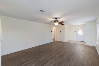 6603 Terra Ark Vw in Converse, TX - Building Photo - Building Photo