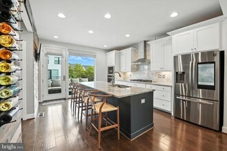 610 Watermans Dr in Woodbridge, VA - Building Photo - Building Photo