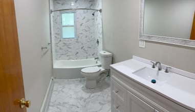 293 W Webster Ave in Roselle Park, NJ - Building Photo - Building Photo