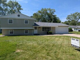 4920 Desoto Dr in Fort Wayne, IN - Building Photo