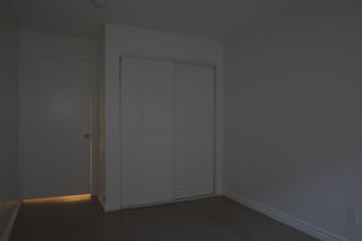 13950 Foothill Blvd in Los Angeles, CA - Building Photo - Building Photo