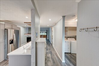 7765 Saranac Pl in La Mesa, CA - Building Photo - Building Photo